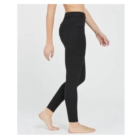 SPANX Black Jean-ish Skinny Pull On Jeans Size M - Picture 1 of 8